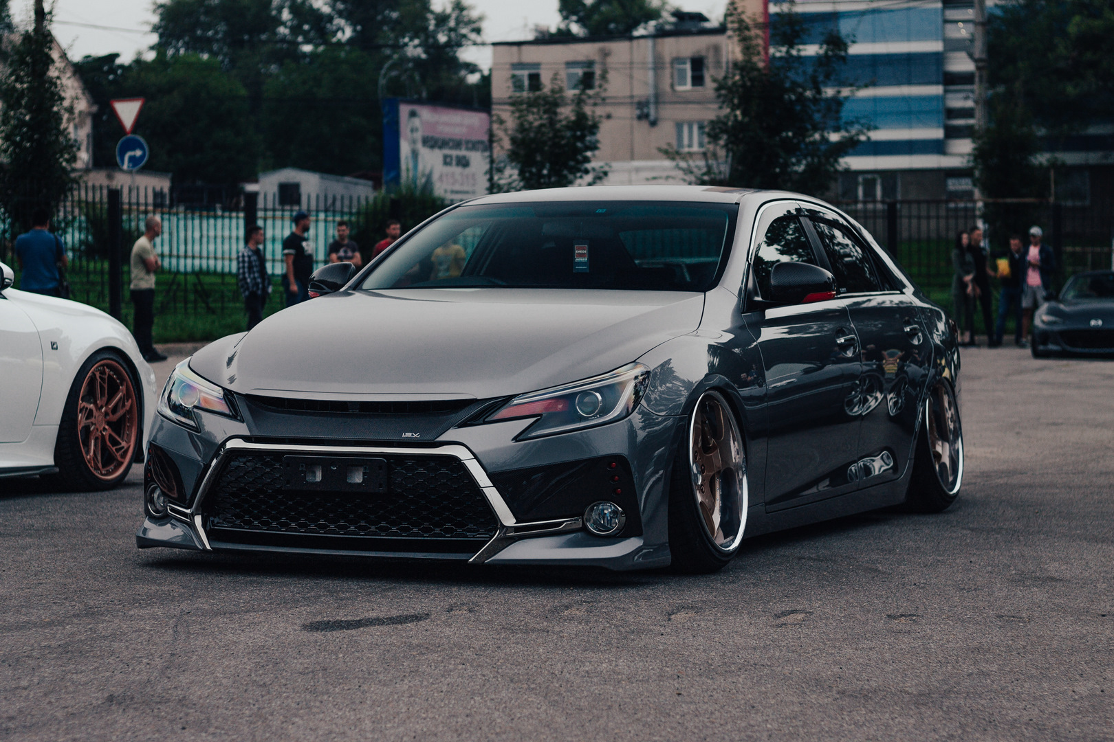 Toyota Mark x 2019 stance