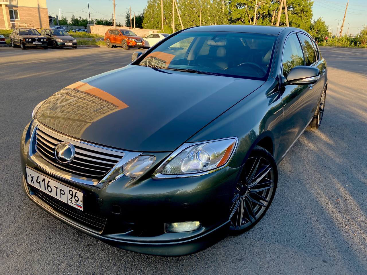 Gs s. Лексус gs300 зеленый. Lexus GS зеленый. Лексус зеленый металлик фото.