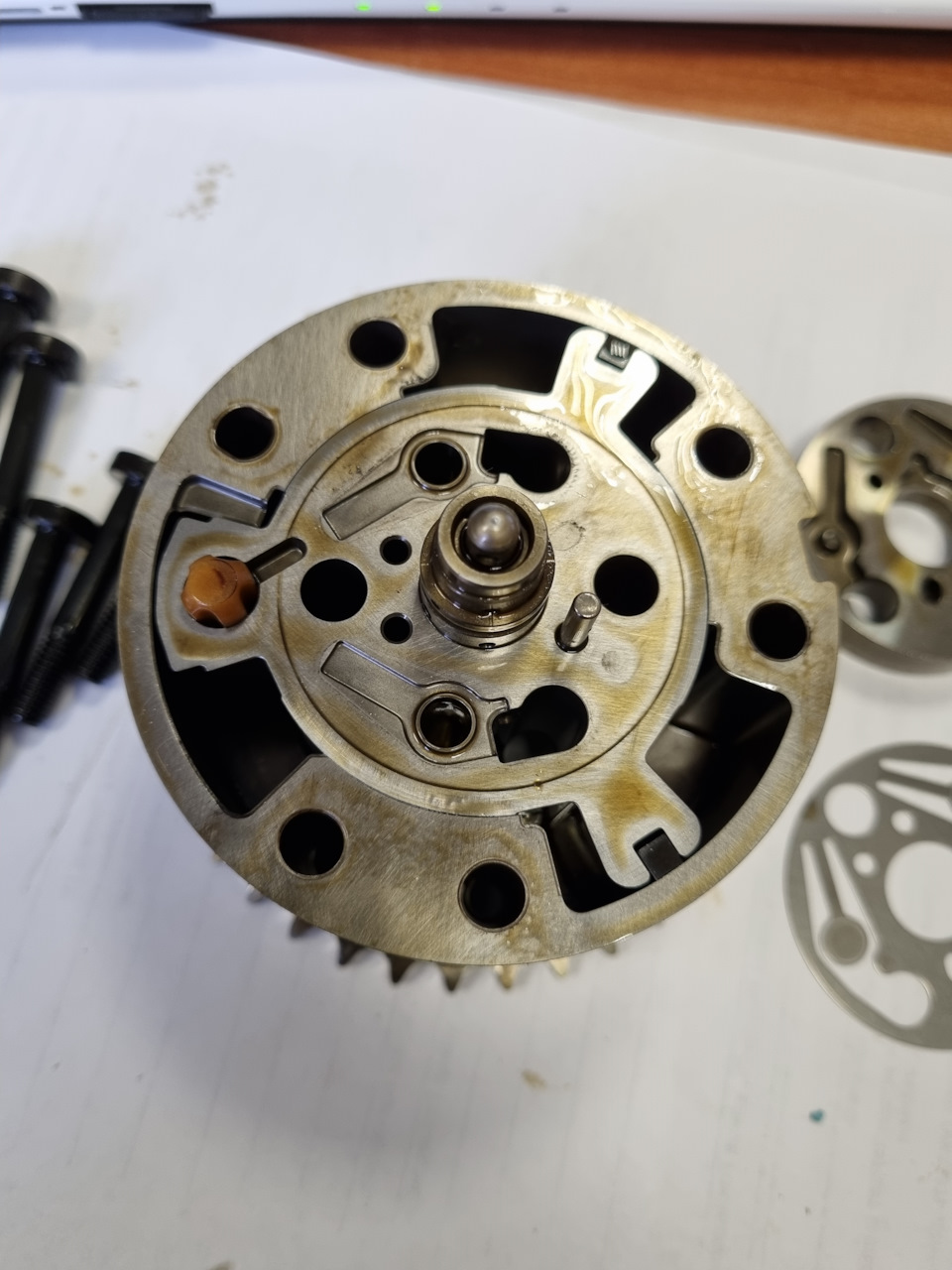 Разборка муфты AVCS двигателя FB20B — Subaru Forester (SJ), 2 л, 2013 ...