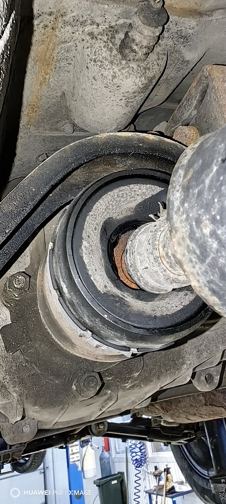 доехал до сервиса — Lada Niva Travel, 1,7 л, 2022 года | визит на