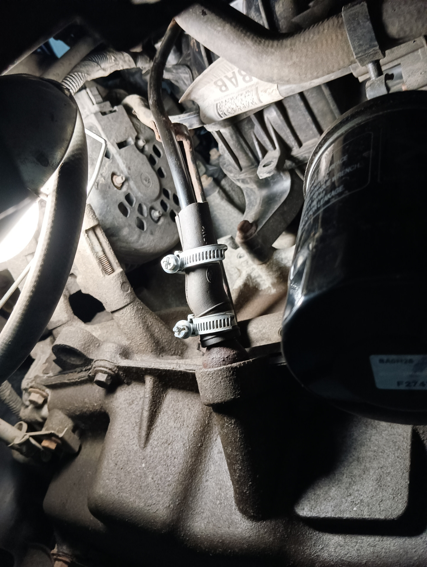 Замена направляющей трубки масляного щупа ford focus 2, 1.8 — Ford ...