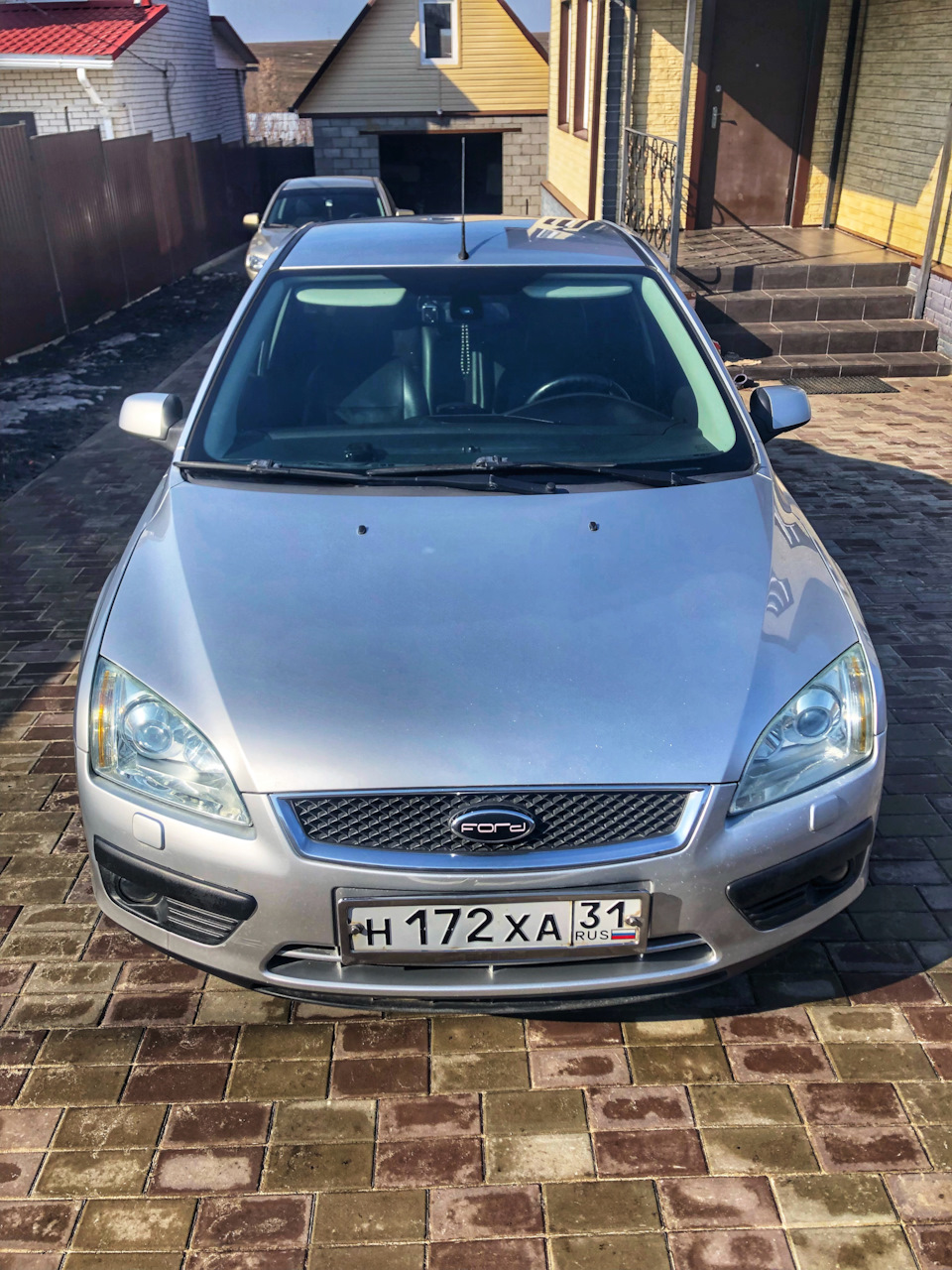 Когда все 🏠дома — Ford Focus II Sedan, 1,6 л, 2005 года | встреча | DRIVE2