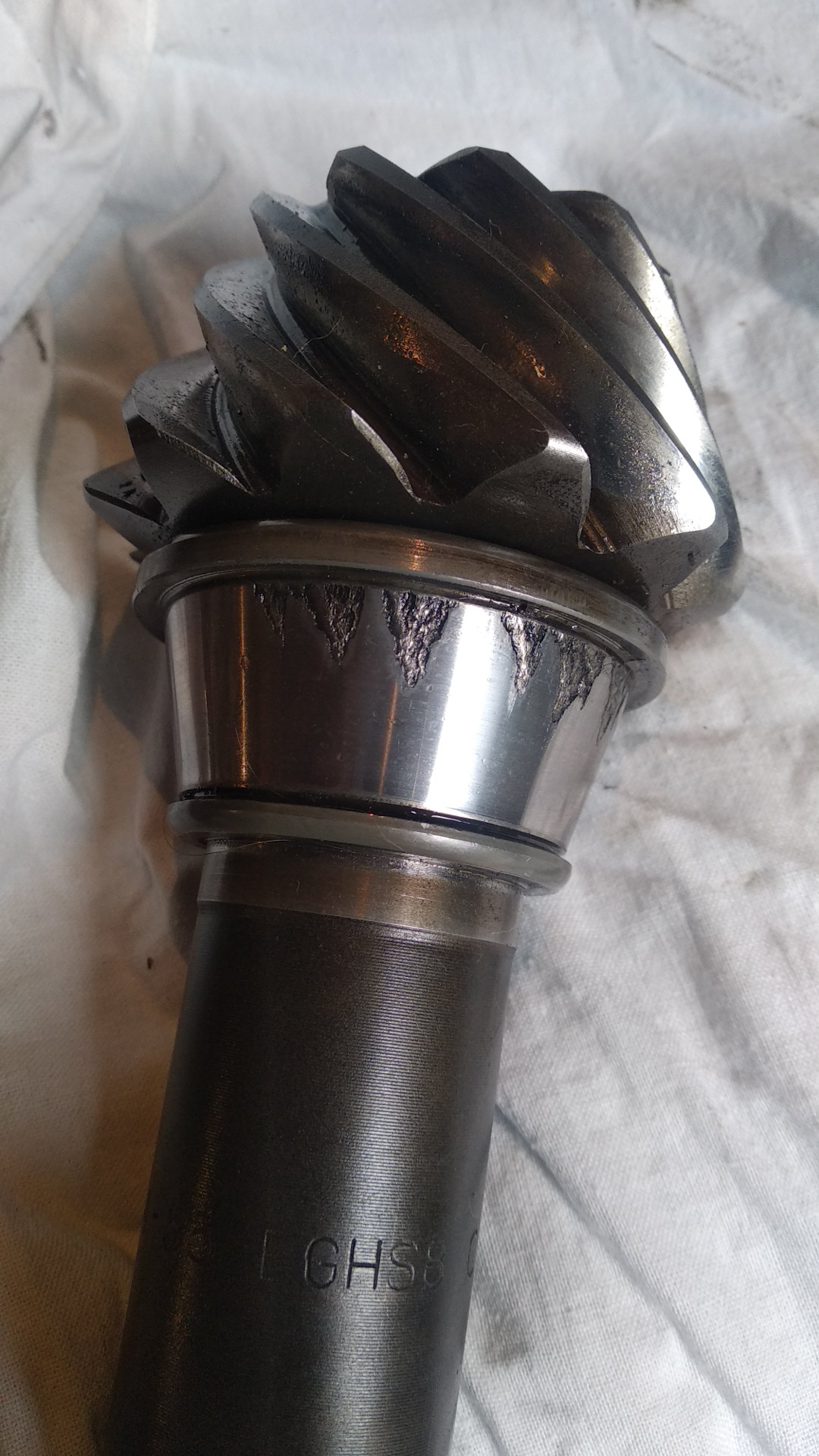 Подшипники хвостовика заднего моста. Замена. — SsangYong Kyron, 2,3 л ...