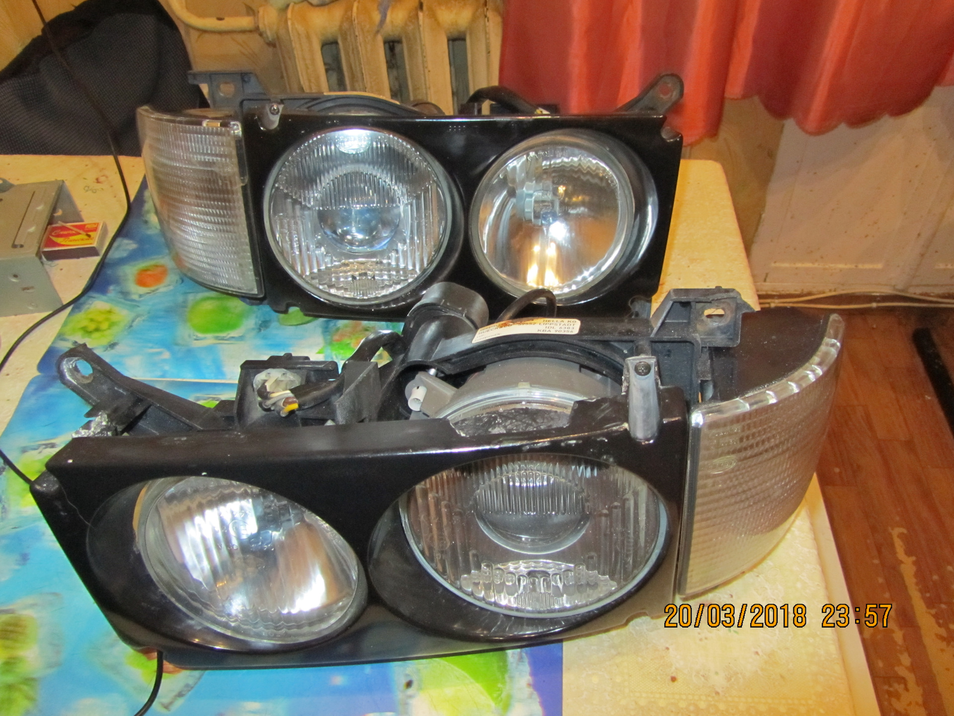 Разделенная оптика Hella. Сборка — Volkswagen Passat Variant (B3), 2 л ...