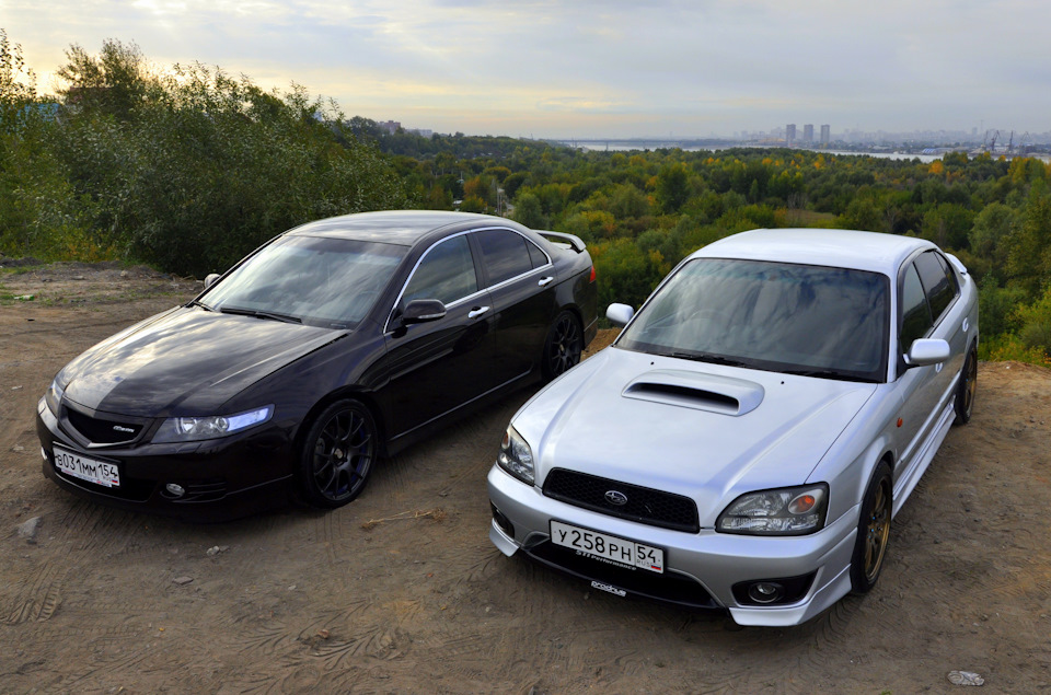 BE5 vs CL9 Subaru Legacy B4 BE 2 2002