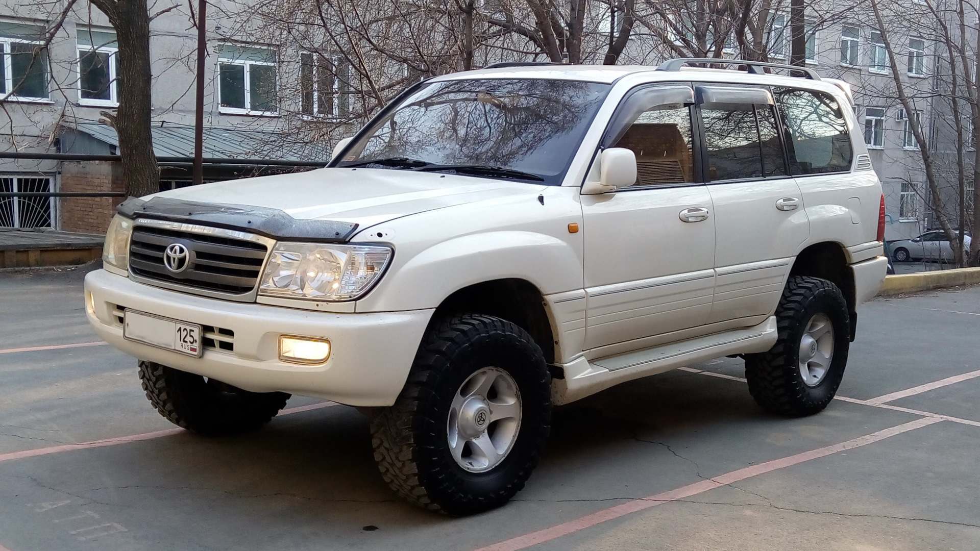 Toyota Land Cruiser 100 4.7 бензиновый 1998 | Пожиратель бензина на DRIVE2