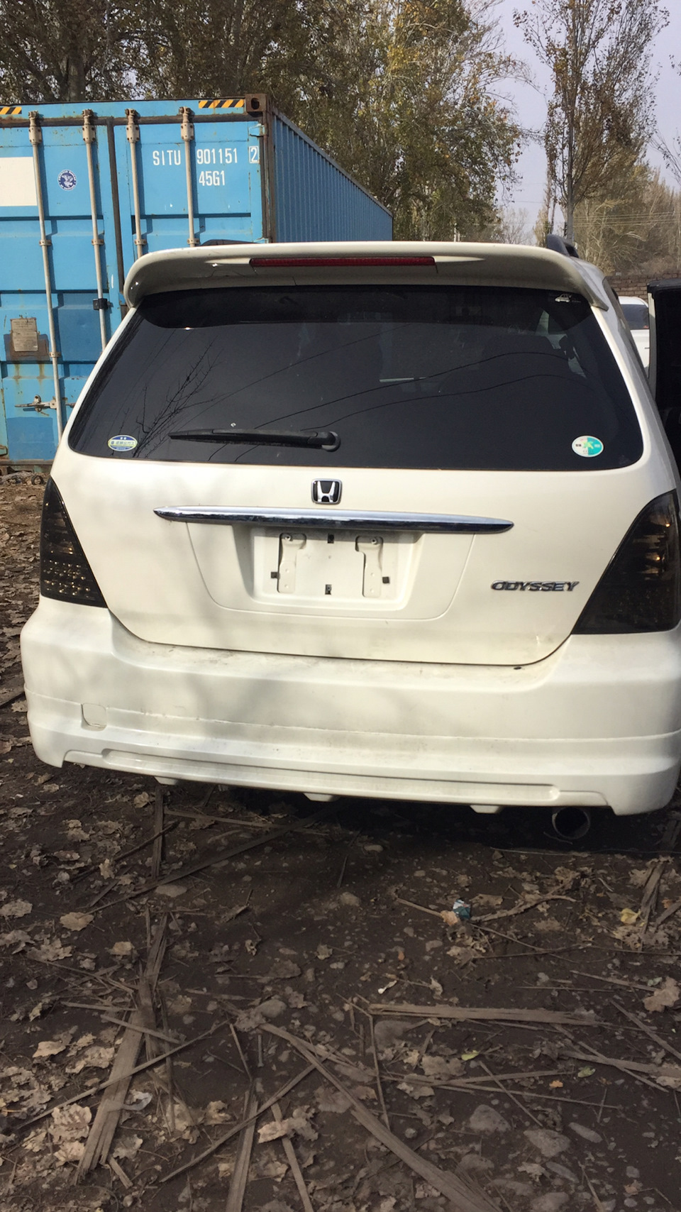 Замена крышки багажника… — Honda Odyssey (2G), 3 л, 2002 года | запчасти |  DRIVE2