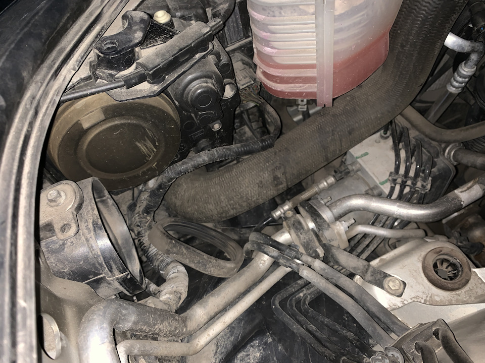 Как заменить лампочку в фаре Range Rover l405 — Land Rover Range Rover ...