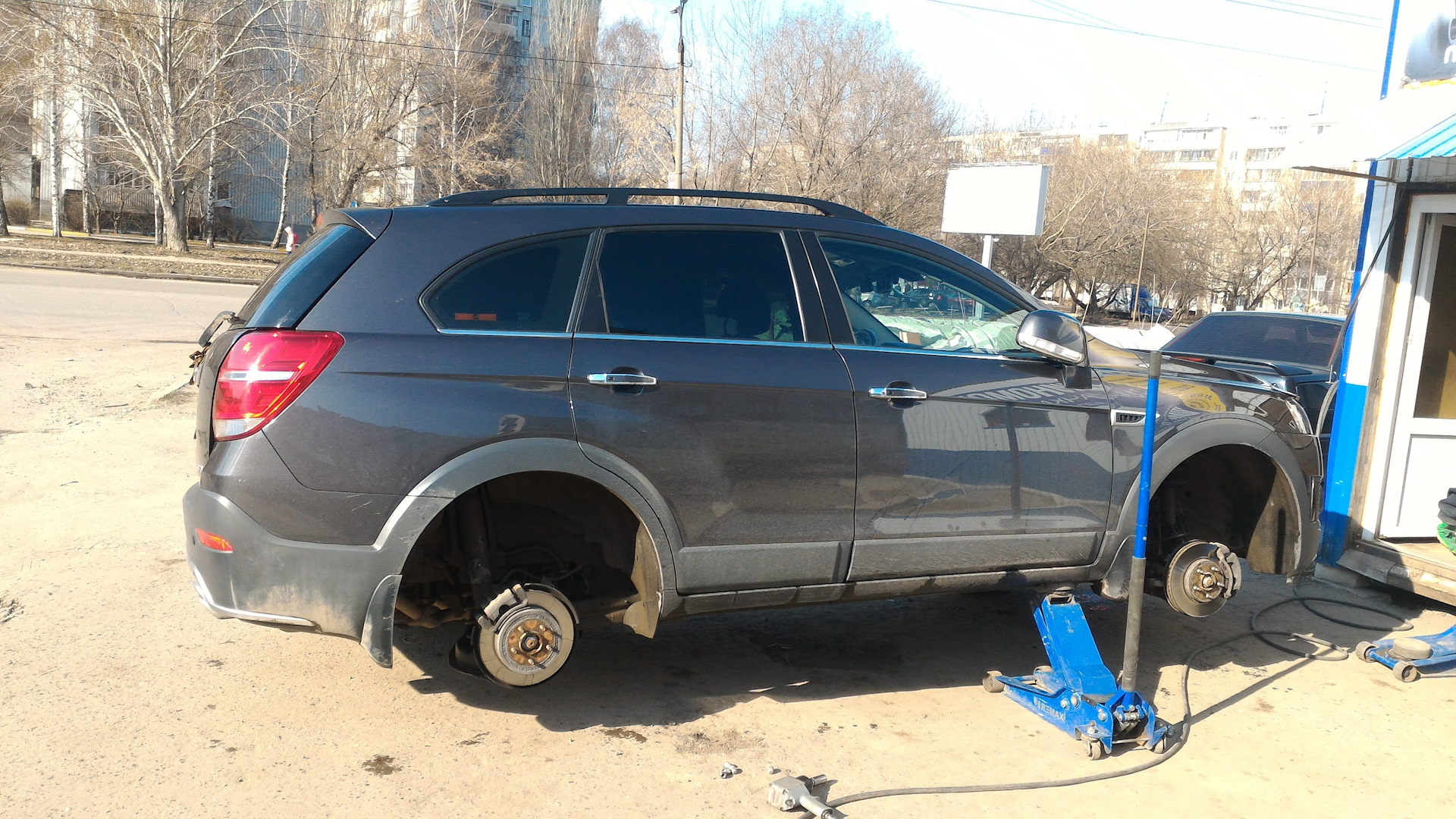 Chevrolet Captiva (1G) 2.4 бензиновый 2014 | 2.4l 167. с140 на DRIVE2