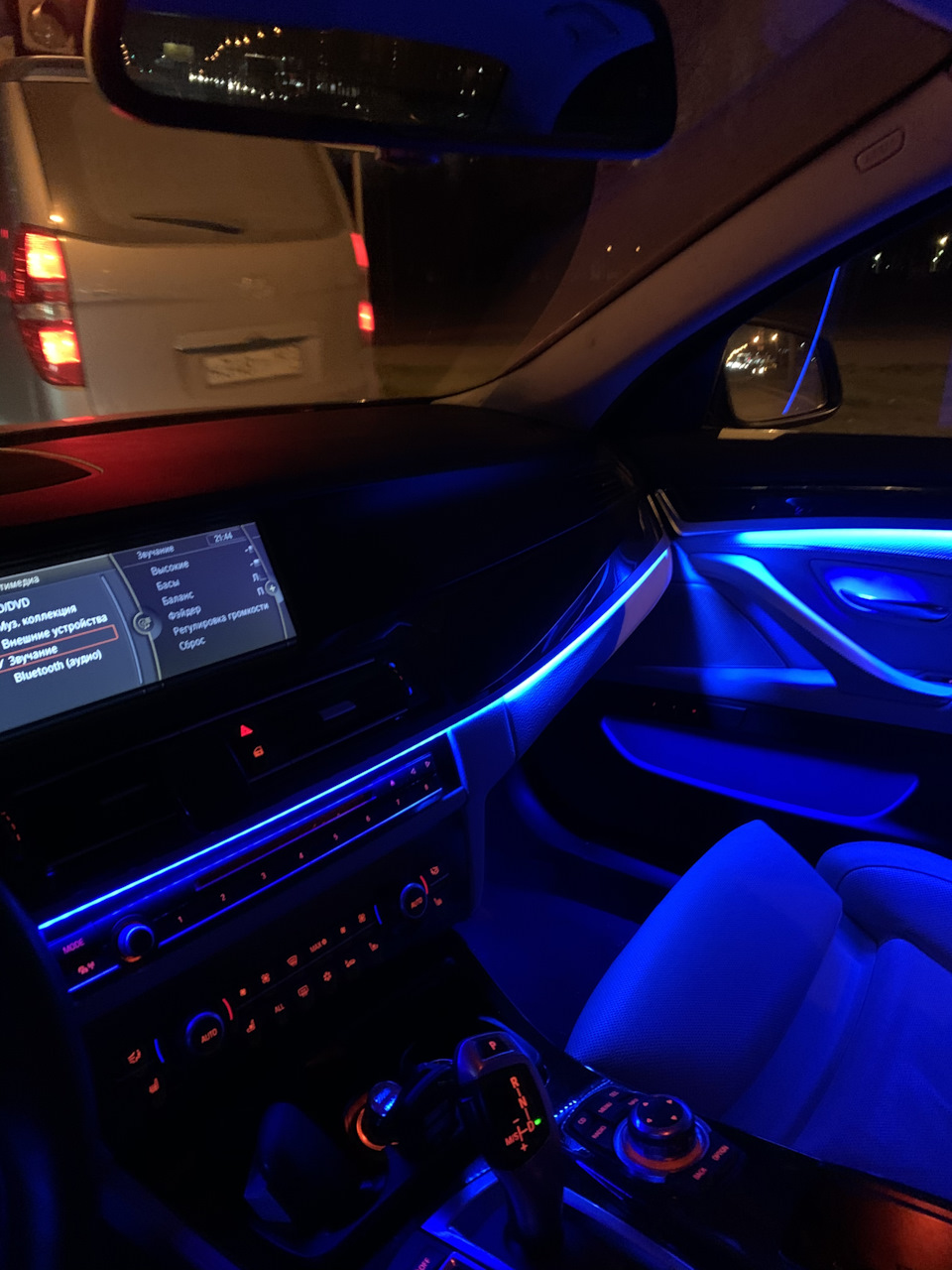 G30 для бедных (ambient light) — BMW 5 series (F10), 3 л, 2012 года |  стайлинг | DRIVE2