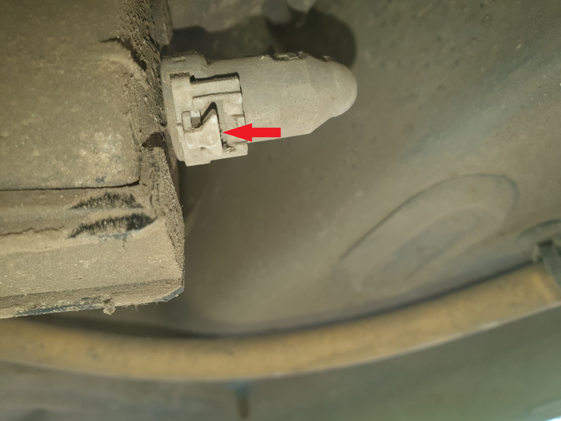 Замена топливного фильтра на Пежо 408 двигатель EP6 120 л.с. — Peugeot ...