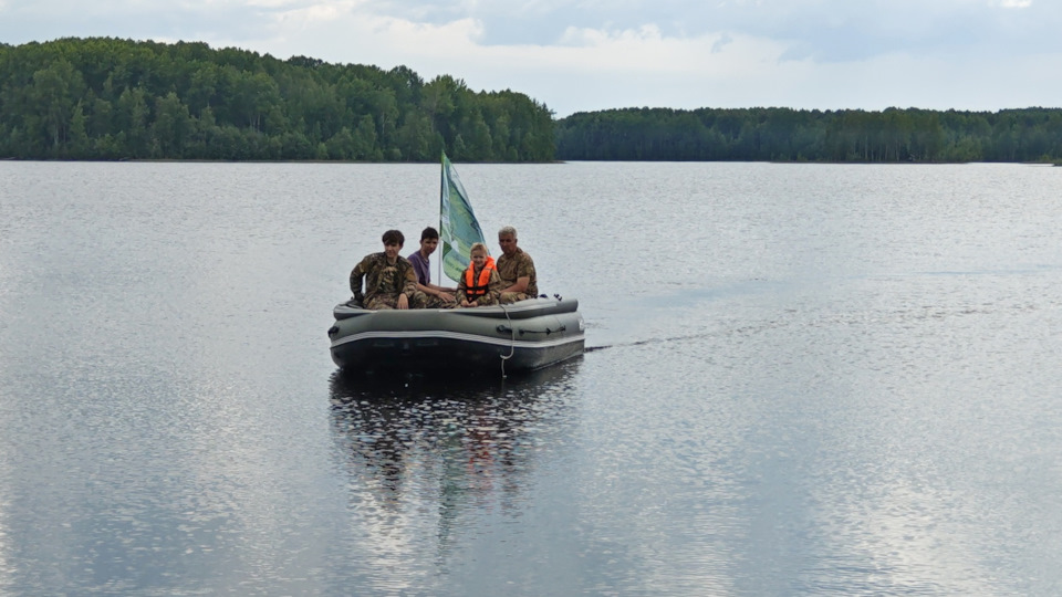 Первыми покатали молодежь — УАЗ 31519