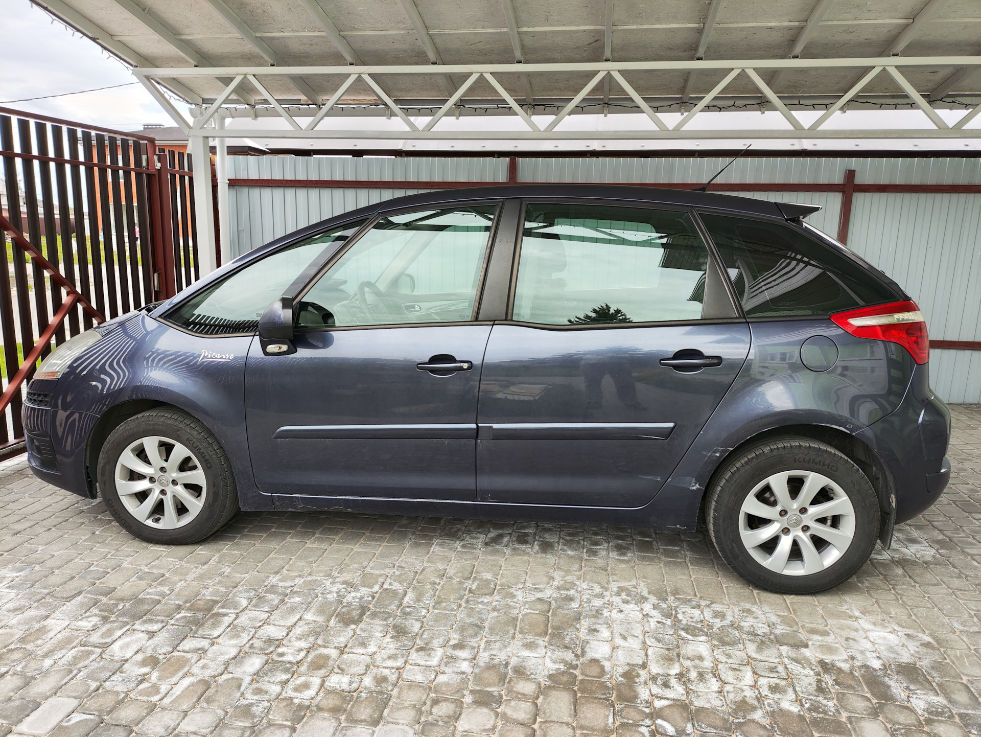 Продаю (хочу новую) — Citroen C4 Picasso (1G), 2 л, 2008 года | продажа  машины | DRIVE2