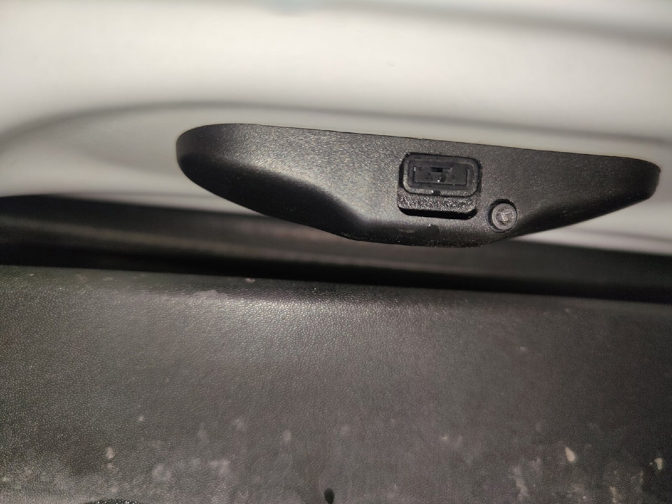 #18 Веерные форсунки стеклоомывателя — Audi A3 Sportback (8VA), 1,4 л ...