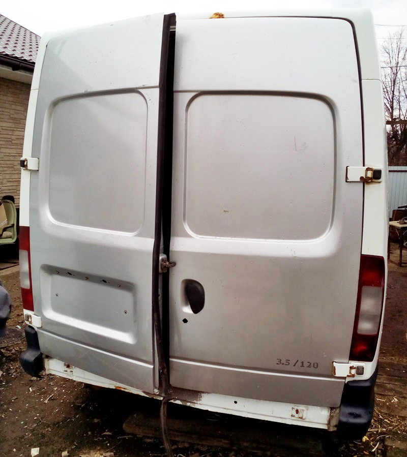 задние двери — LDV Maxus, 2,5 л, 2008 года | запчасти | DRIVE2