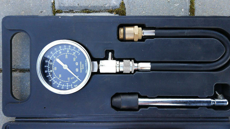 Замер компрессии на двигателе 1.6 ADP — Audi A4 (B5), 1,6 л, 1996 года ...