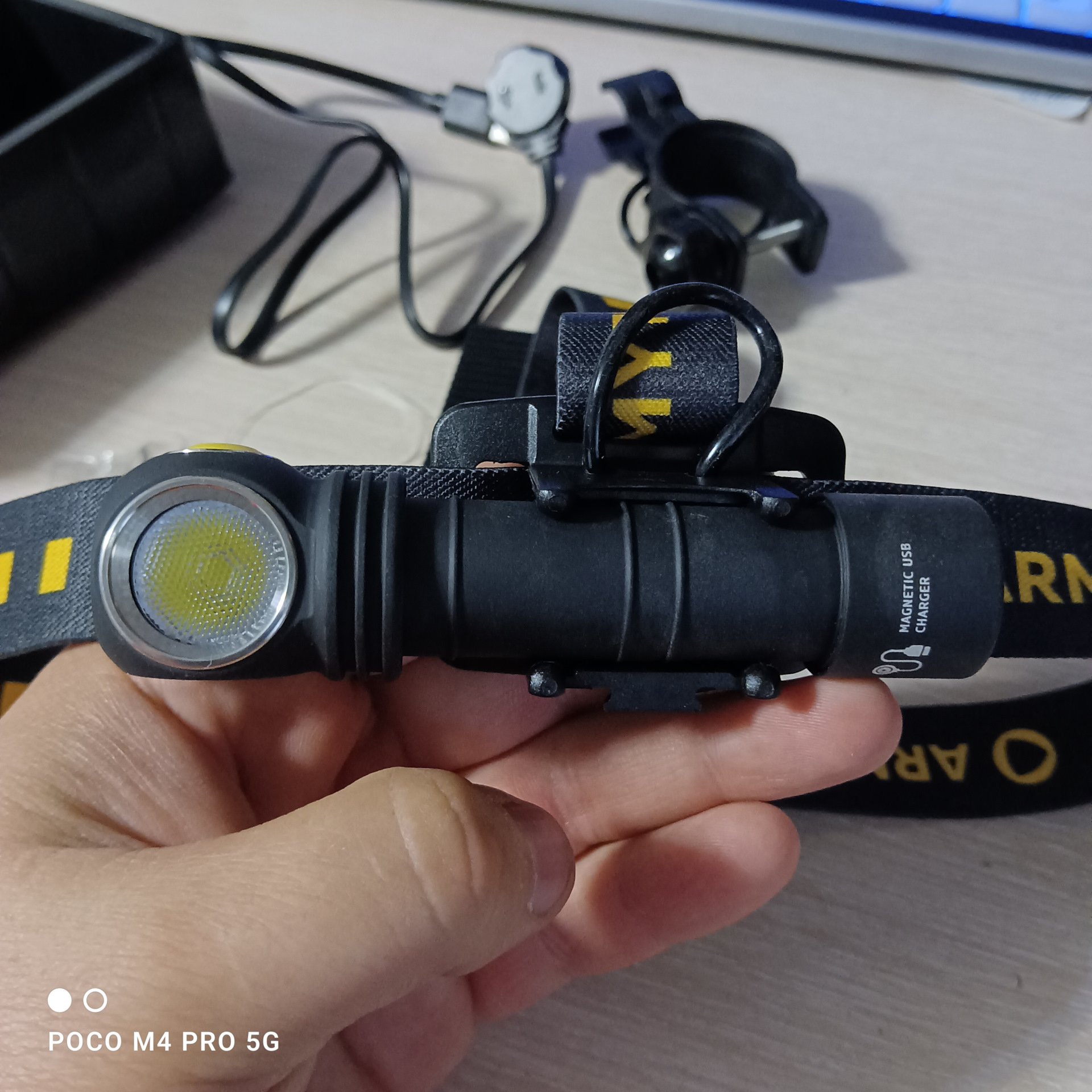 Фонарь армитек визард с2. Armytek Wizard c2 Pro. Armytek Wizard Wizard c2 Pro. Armytek Wizard c2 WG. Armytek Wizard c2 Pro Sand.