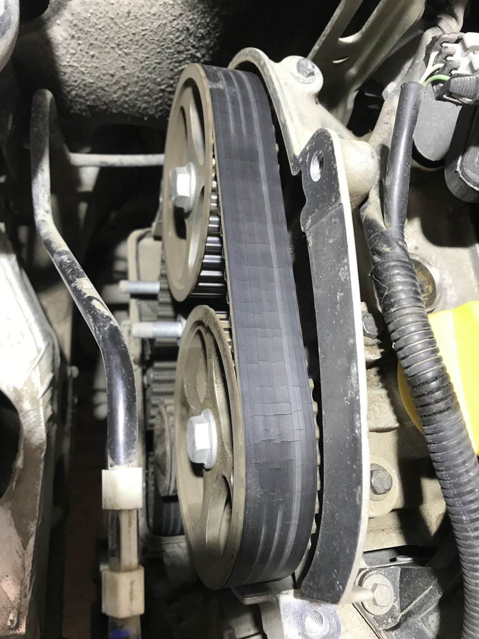 Замена комплекта ГРМ на 57000 — Nissan Almera V (G11/15), 1,6 л, 2017 ...