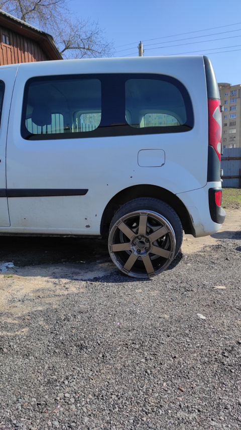 Диски на рено кангу 1. Литые диски рено кангу. Диски на рено кангу 2. Разболтовка рено кангу 1. Диски на рено кангу 2.