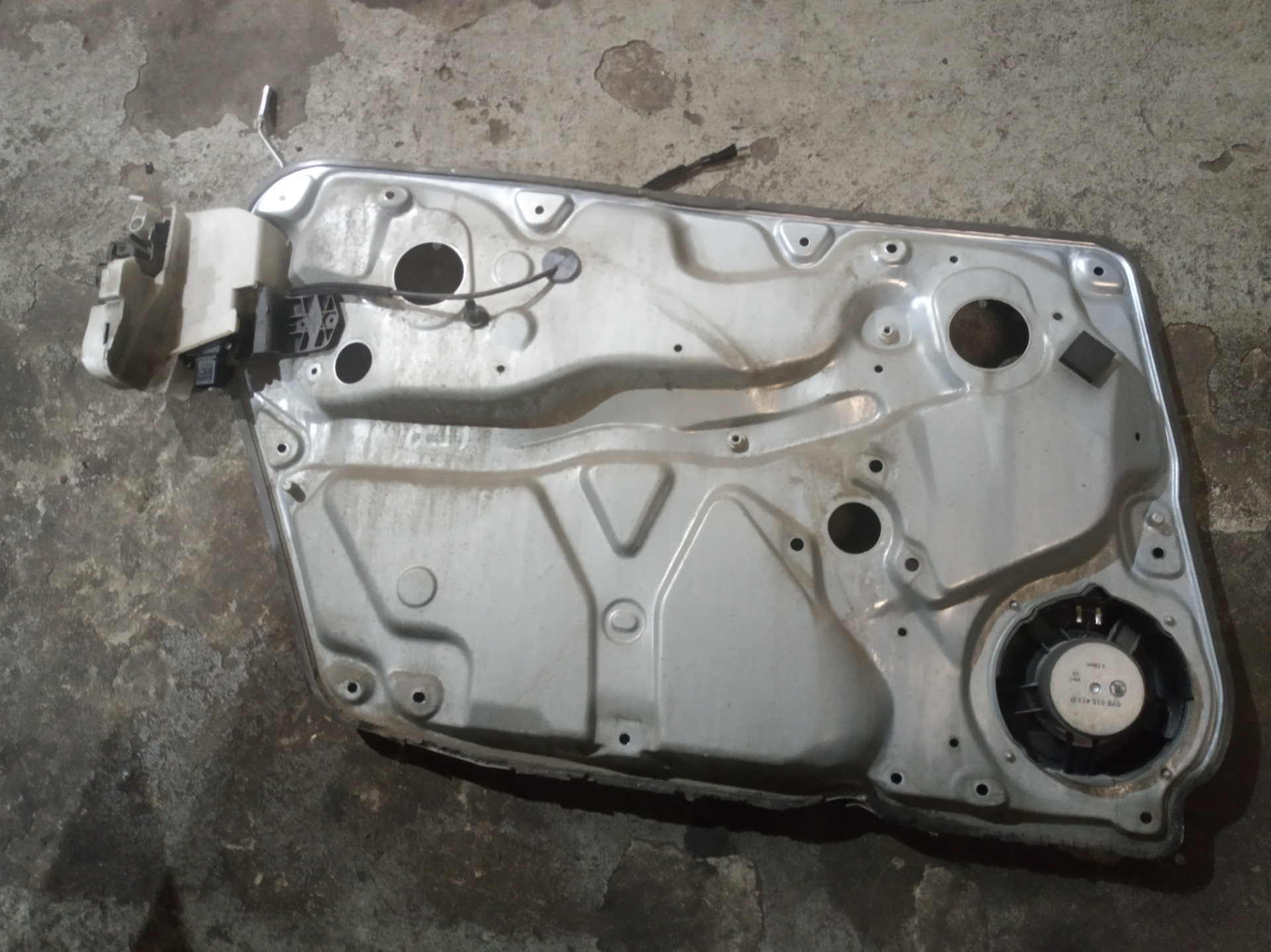 Стеклоподемник — Skoda Superb Mk1, 1,8 л, 2007 года | поломка | DRIVE2