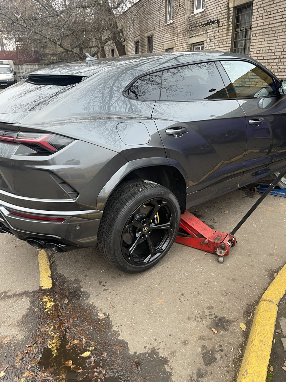 Зимний комплект колес на Lamborghini Urus — Lamborghini Urus, 4 л, 2019  года | шины | DRIVE2