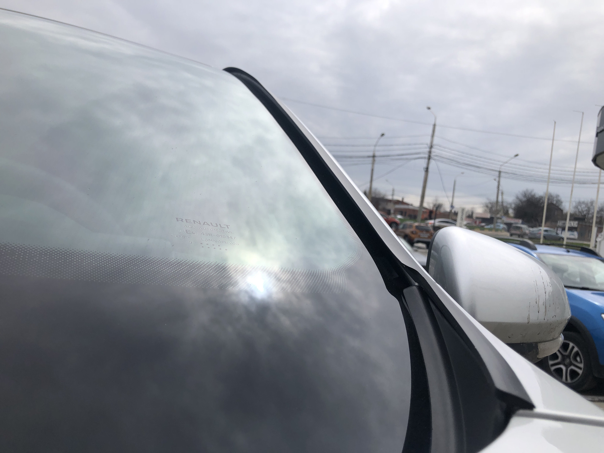 Дефлектор лобового стекла — Renault Arkana, 1,3 л, 2019 года ...