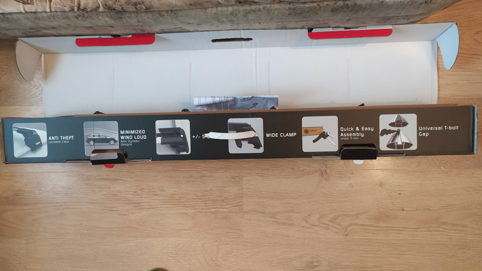 На коробке есть картинки с писанием комплекта и штрих-код, отсканировав который можно посмотреть видео по установке дуг. — Mitsubishi Pajero Sport (3G)