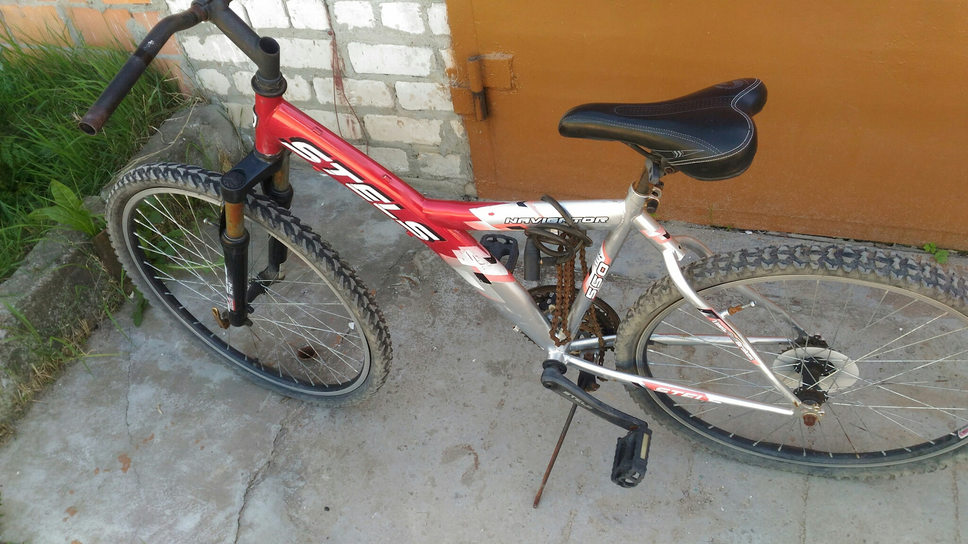 Разбитые велосипеды. Lauren 24 велосипед classic. Велосипед пляжный круизер. Приеду на велосипеде. Велосипед женя.