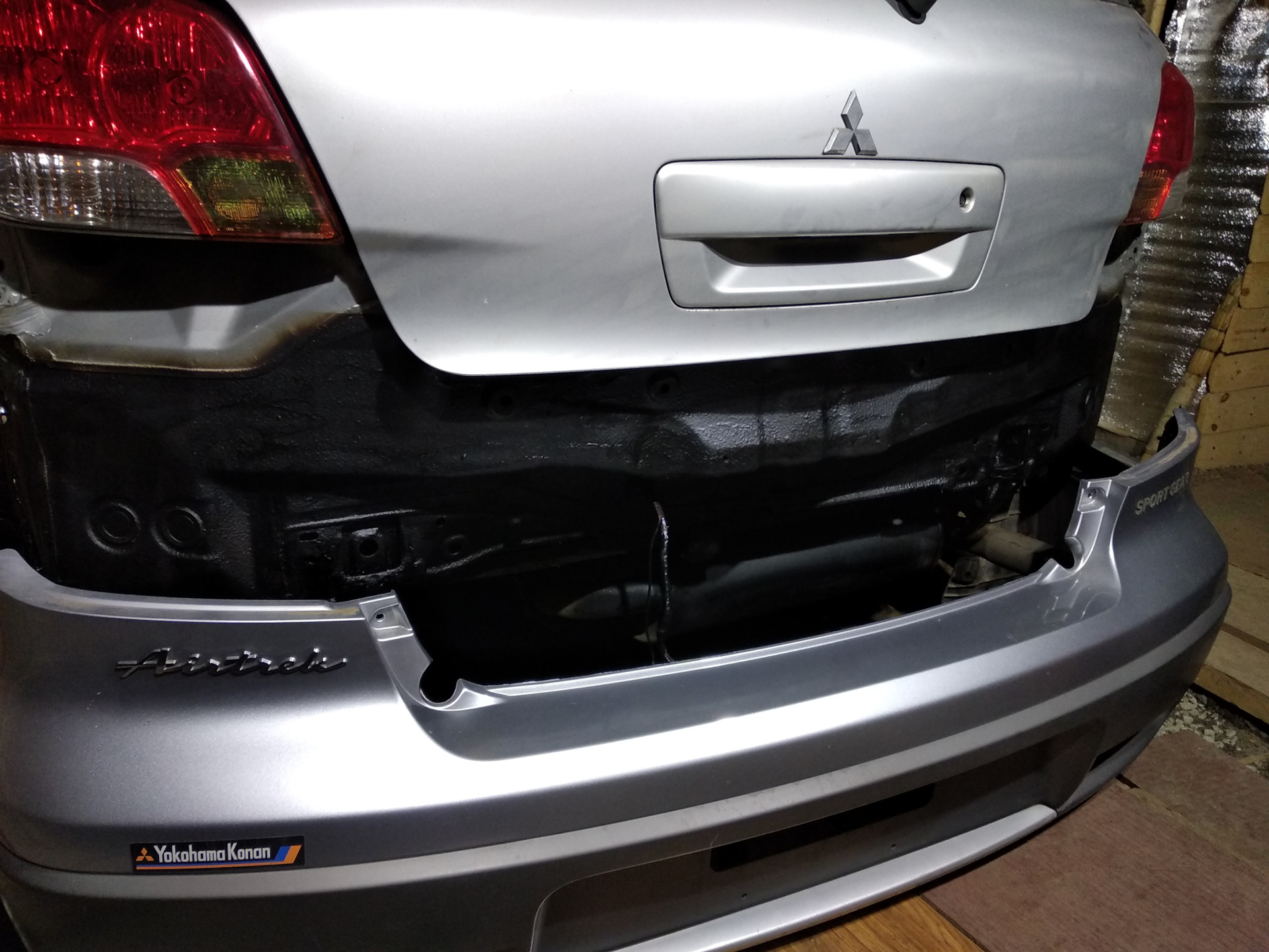 Замена заднего бампера или летнее происшествие ! — Mitsubishi Airtrek ...