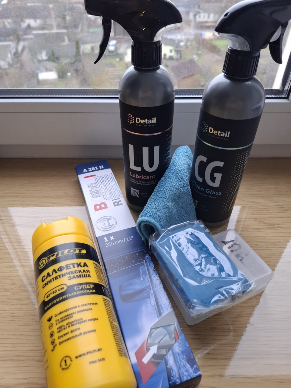 Замена задней щетки стеклоочистителя A281H Bosch 3 397 008