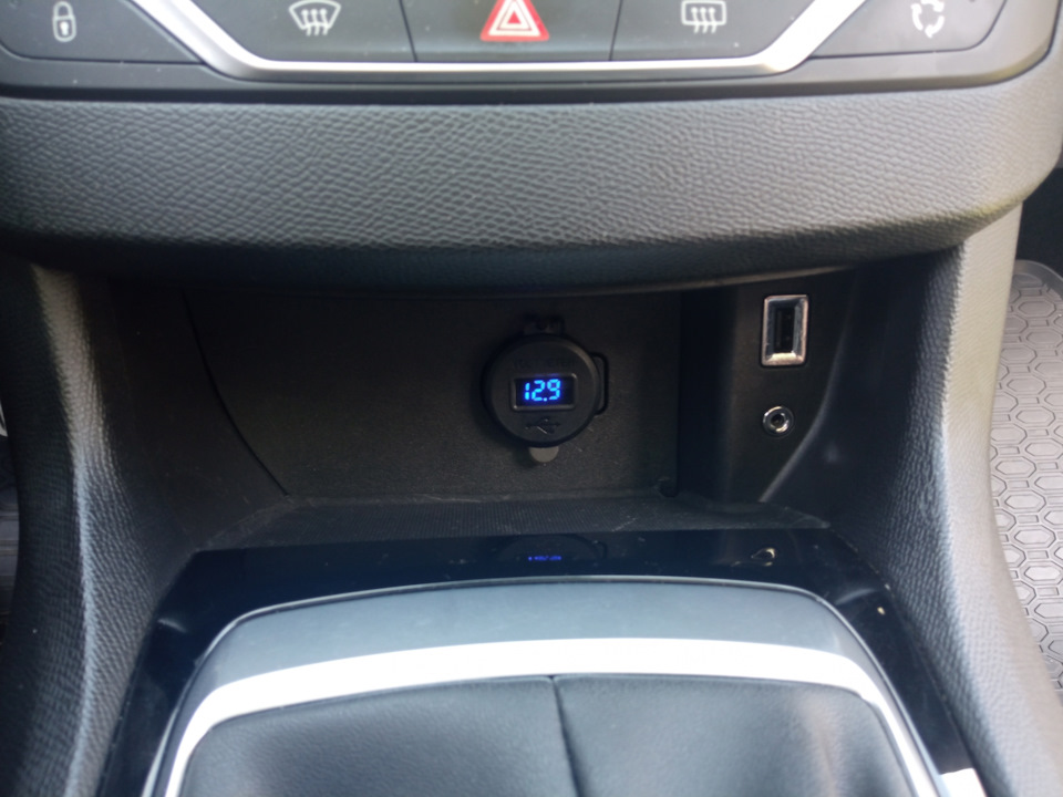 Фото в бортжурнале Peugeot 308 SW (2G)