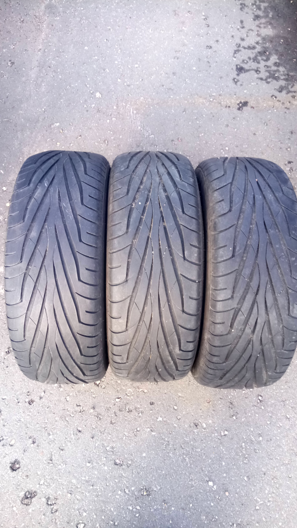 Шины максис виктра. Maxxis ma-z1 Victra. Maxxis ma-z1 Victra 195/50 r15. Авторезина Maxxis Victra ma z1. Максис 205/55/16 лето МЗ 1.