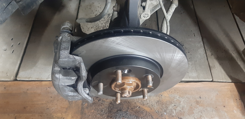 Замена торм.жидкости, пер.тор.дисков, передних и задних тормозных ...