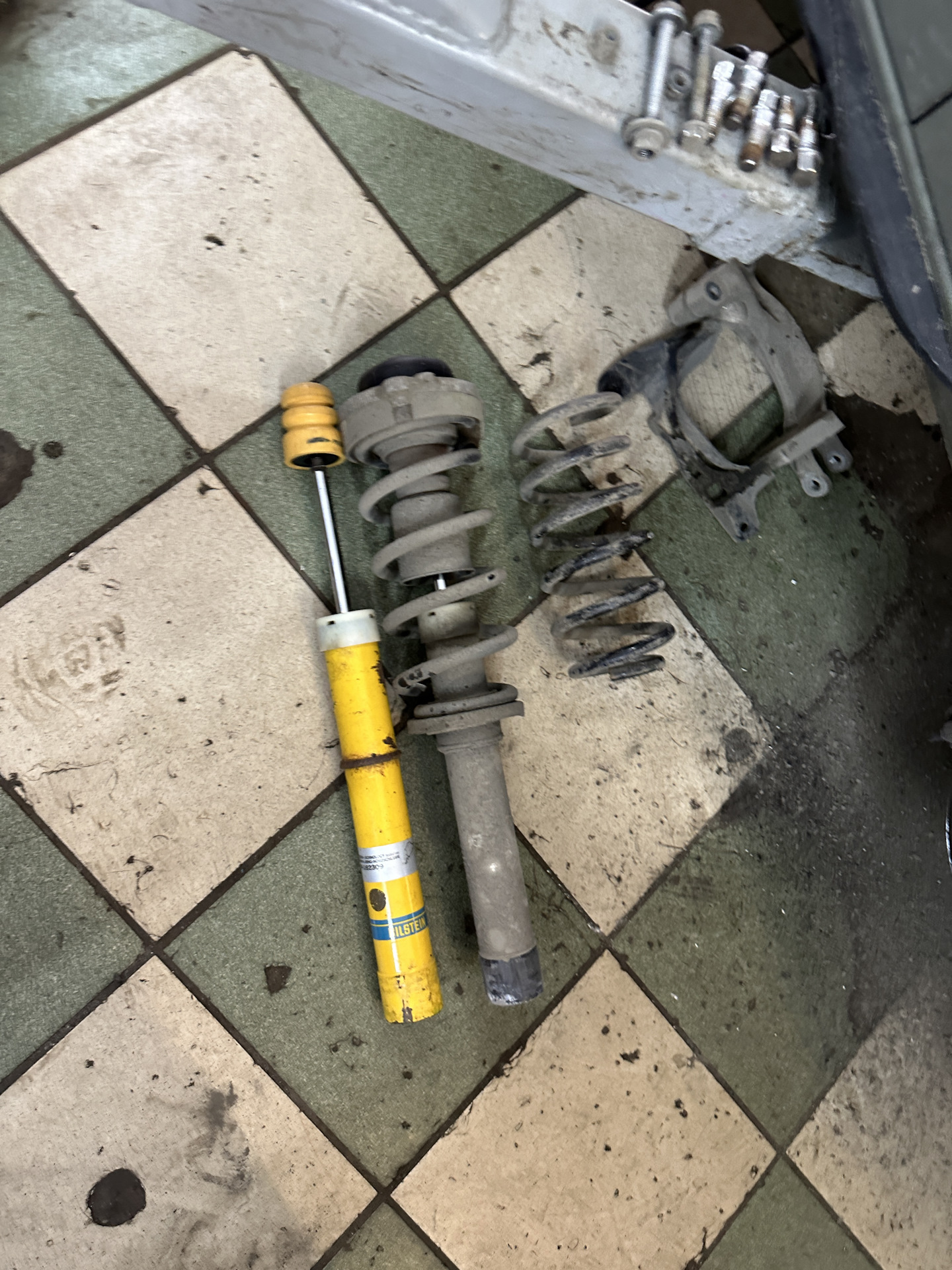 56-bilstein-eibach-30-audi-a4-b9-2-2021-drive2
