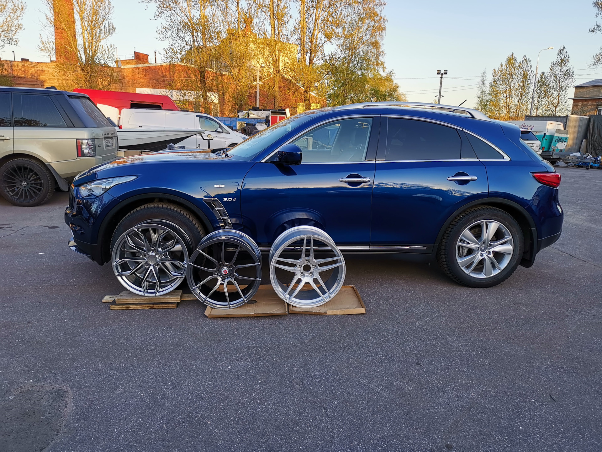 Диски на Финик! — Infiniti QX70, 3 л, 2016 года | колёсные диски | DRIVE2