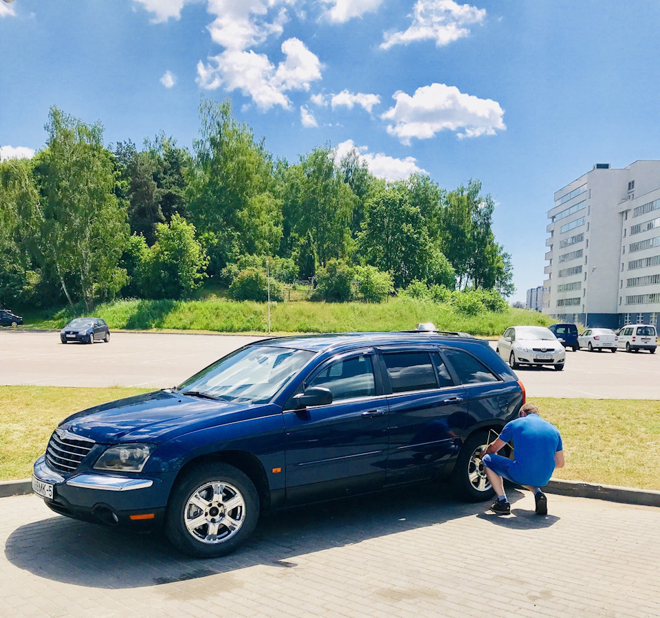 Другого автомобиля. Pacifica Chrysler drive2. Supercharger Chrysler Pacifica. Chrysler Pacifica off Road Racing.