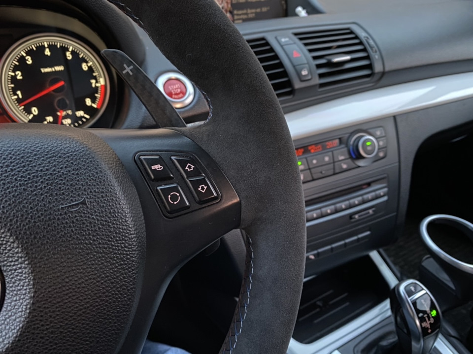 Перешил руль алькантарой — BMW 1 series Coupe (E82), 3 л, 2011 года ...