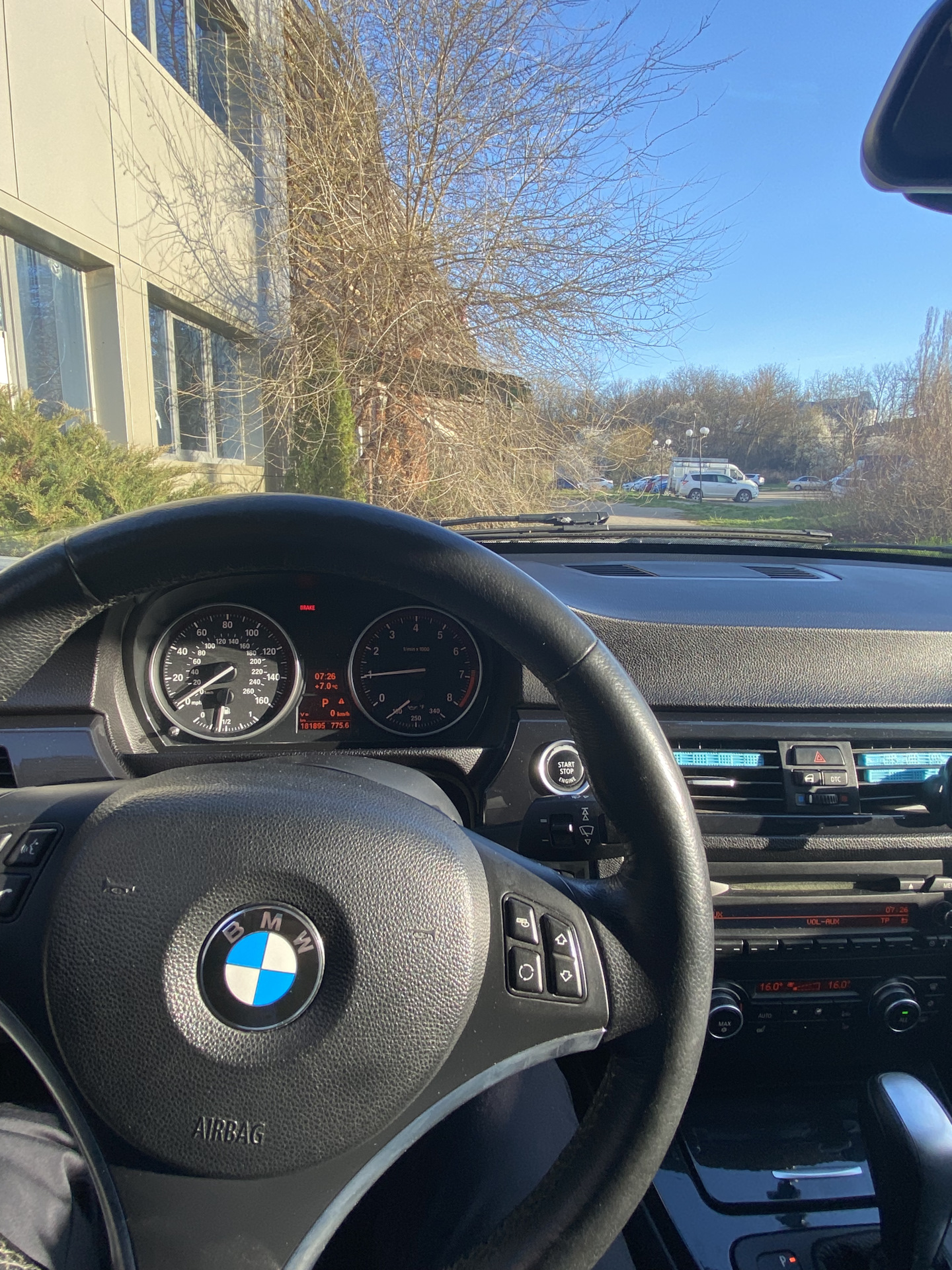 Восстановил покрытие на кнопке старт стоп. — BMW 3 series (E90), 2 л ...