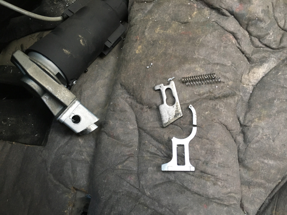 Заблокировался руль w140 — Mercedes-Benz S-Class (W140), 5 л, 1998 года ...