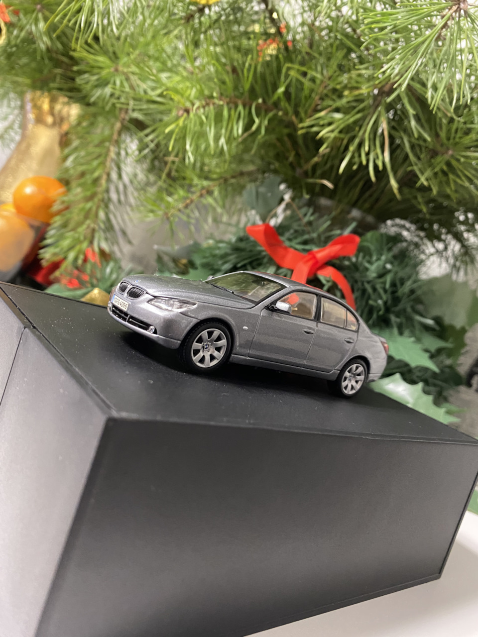 Новогодние игрушки 🤣 — BMW 5 series (E60), 3 л, 2003 года | наблюдение |  DRIVE2