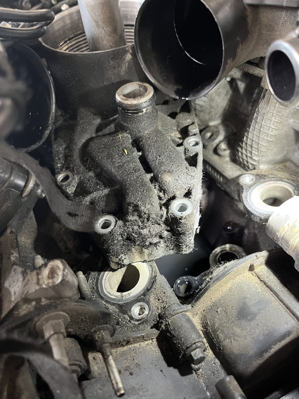 Замена маслоохладителя, ТО. — Jaguar XF (1G), 3 л, 2011 года | визит на ...