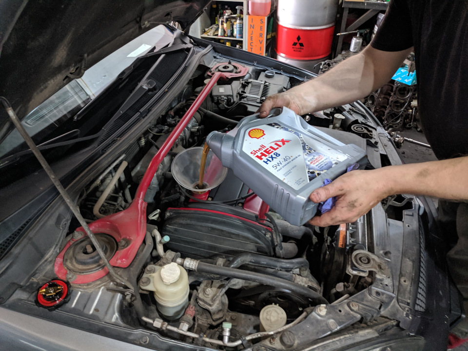 Замена масла в двигателе и АКПП. Толчок при переключении на D ...