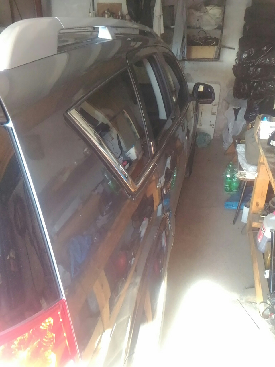 Установка ветровиков и переднего подкрылка — Citroen C-Crosser, 2,4 л ...