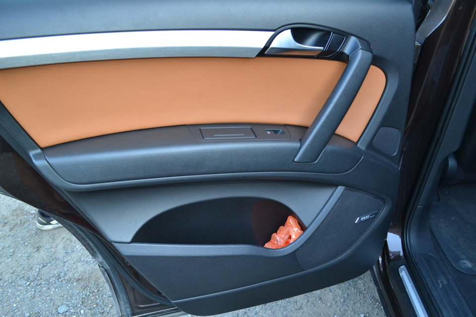 Фото в бортжурнале Audi Q7 (1G)