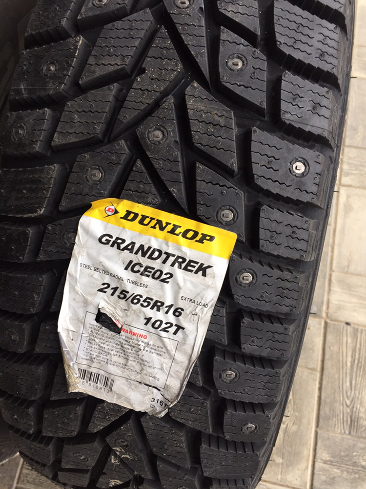 Dunlop grandtrek 02. Dunlop Grandtrek ice02 215/65 r16. Dunlop 215/65 r16 Grandtrek Ice. Dunlop Grandtrek Ice 2. Dunlop Ice 02 215 65 16.
