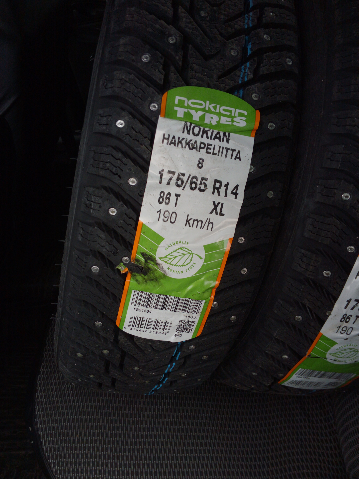 Nokian 175