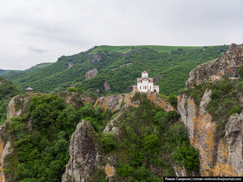 сентинский и шоанинский храмы карачаево черкесская. Смотреть фото сентинский и шоанинский храмы карачаево черкесская. Смотреть картинку сентинский и шоанинский храмы карачаево черкесская. Картинка про сентинский и шоанинский храмы карачаево черкесская. Фото сентинский и шоанинский храмы карачаево черкесская