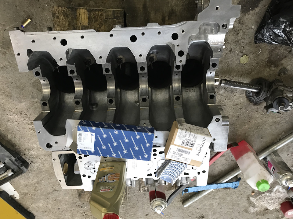 Сборка мотора. 1 часть — Volkswagen Touareg (1G), 2,5 л, 2005 года ...