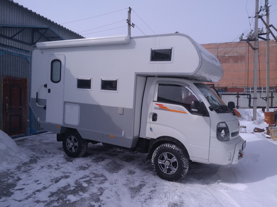 Автодом на базе полноприводного авто