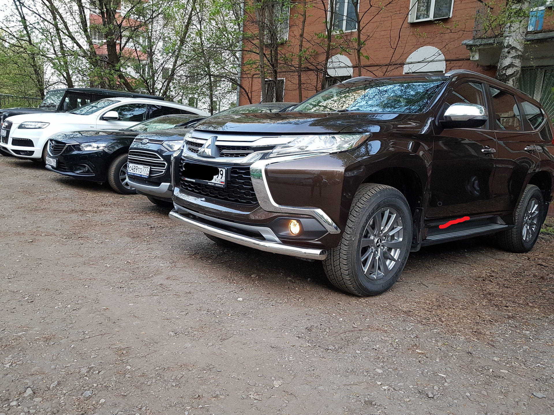 Дверь паджеро спорт 3